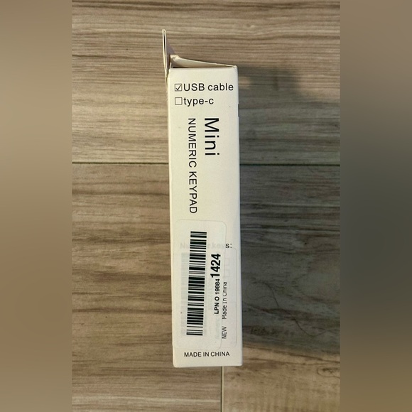 Mini Numeric Keypad For Windows, Android, Mac (Black) 2.4GHz - Picture 4 of 8